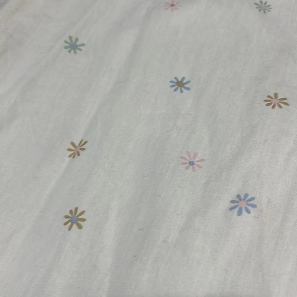 Flower pattern blouse - Picture 3 of 4